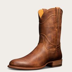 The Earl is a versatile roper boot, featuring a shorter heel than traditional cowboy boots & an unadorned vamp, showcasing hand-burnished calfskin leather. | Tecovas Men's The Earl Roper Boots, Round Toe, 10" Shaft, Scotch, Goat, 1.125'' Heel, Size 11.5 EE Tecovas Boots Mens, Tecovas Boots, Roper Cowboy Boots, Western Boots For Men, High Quality Boots, Buy Boots, Western Style Boots, Roper Boots, Boots Western