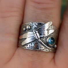 Ring Dragonfly Blue Cubic Zirconia Boho New Just Under .75" At Widest, Well Made. Various Sizes While Supply Lasts. New In Package. Chunky Boho Rings, Cottagexore Rings, Knife Edge Ring, Stretchy Rings, Moissanite Wedding Set, Funky Rings, Red Stone Ring, Ring Tattoos, Metalwork Jewelry