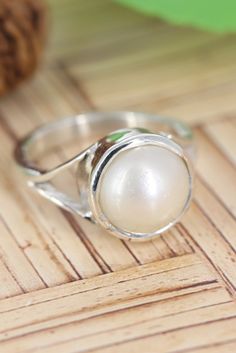 Pear Gemstone ring online