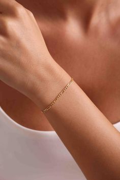 14K Solid Gold Figaro Chain Bracelet / Dainty Chain Bracelet * Gold KT: 14K Solid Gold * Gold Color: 14k Yellow Gold * Chain lengths:5.5"-8" * Chain width: 2.4 mm Follow on Instagram - @bayargold.tr My Web Site - https://www.bayargold.com * Bayar Gold is a fine jewelry company. Please do not hesitate to ask us questions. We are always here to help you. * All items are packed in the high-quality jewelry box. The gift message is available. Please let us know what to write by leaving us a note at checkout.  * Gift wrapping available.  Express shipping * United States: 4-6 business days * Canada: 4-6 business days * Europe: 4-6 business days * Australia: 4-6 business days * UK: 4-6 business days * Worldwide: 2-7 business days Want to find out more? Check out my shop ▶ https://etsy.me/3yqthdk G Gold Figaro Chain, Figaro Bracelet, Fine Gold Jewelry, Gold Armband, Bracelet Dainty, Dainty Chain, Figaro Chains, Figaro Chain, Gold Bracelet Chain