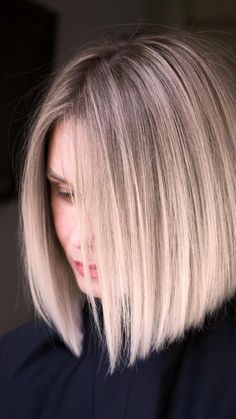 Blonde Bob Straight, Tuns Bob Lung, Bob Lung, Inverted Bob Haircuts, Blonde Bob Hairstyles, Light Blonde Hair, Long Bob Haircuts, Lob Haircut, Trendy Hair Color