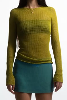 Tee Outfits, Y2k Top, Summer Knitting, Mode Inspo, Tee Outfit, Women T Shirts, Long Sleeve Knit Tops, Inspiration Mode, Looks Style