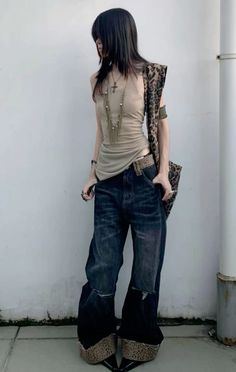 Lepord Print Outfit Ideas, Grunge Outfit, J Fashion, 가을 패션, Fashion Aesthetic, 2000s Fashion, Y2k Grunge