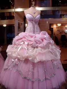 Princess Dress Fairytale, Gown Pictures, Pink Ball Gown, Pink Wedding Dresses, Princess Ball Gowns, Tulle Ball Gown, Dress Princess