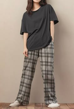 Oversized Shirt Pjs, Dark Pajamas Aesthetic, Cute Comfy Pajamas, Masc Pajamas, Cozy Pjs Aesthetic, Pajama Outfits Aesthetic, How To Style Pajama Pants, Womens Pajamas Set, Grunge Pjs