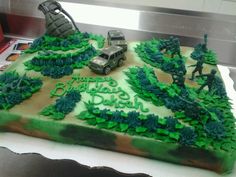 Army cake Army Party Decorations, Gingerbread Ideas, Army Party, 10th Birthday Parties