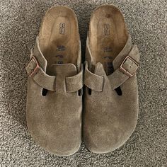 Nwot/Box, Sadly I Need A Size Smaller, These Are Amazing In Every Way, And Price Is Firm Birkenstock Boston Clog Brown, Faded Khaki Birkenstock Boston, Brown Birkenstock Clog, Women’s Birkenstock Clogs, Birkenstock Shearling-lined Boston Clogs, Birkenstock Boston Soft Footbed, Boston Soft Footbed, Birkenstock Clogs, Boston Clogs