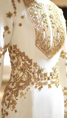 Flatlay Clothes, Simple Wedding Gowns, Chic Dress Classy, Moroccan Fashion, Lehenga Style, Mode Abaya, Royal Dresses, Elegant Dresses Classy, Evening Dresses Elegant