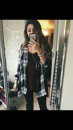 Cropped Flannel Outfits, Cropped Flannel, Hunter Outfit, Fashion 90s, Estilo Hippie, Tumblr Outfits, Outfits Winter