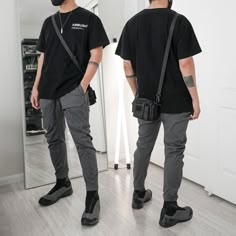 Tech Wear Casual, Techwear Streetwear Men, Mens Techwear Outfit, Techwear Summer Men, Casual Techwear Outfits Men, Casual Techwear Men, Men’s Tech Wear, Techwear Outfits Men, Mens Techwear Fashion