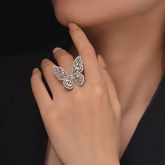 Butterfly series ring is a 925 sterling silver ring, butterfly-shaped ring by dozens of Sonar simulation diamond inlay, both beautiful and comfortable design, natural curvature, sterling silver, not easy to allergic, not easy to fade, more comfortable and flexible to wear, to enhance the sense of fashion while showing off the style of confidence. Information Brand: Ericjewelry Electroplated. Platinum, Rhodium Nickel, cadmium and lead free Material: 925 sterling silver Setting: Sona simulated dia Butterfly Jewelry Silver, Sterling Silver Butterfly Ring, Luxury Silver Butterfly Ring As Gift, Elegant Silver Diamond Butterfly Ring, Silver Diamond Butterfly Ring, Luxury Sterling Silver Butterfly Ring, Animal Jewelry Design, Butterfly Diamond Ring, Luxury Butterfly-shaped Fine Jewelry Rings