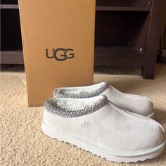 Send Offers. I May Accept. Brand New Never Worn Or Tried On Size 5 Youth / 7 Women 100% Authentic Tasman Slippers, Ugg Tasman Slippers, Shoes Ugg, Ugg Tasman, Kids Uggs, Dream Shoes, Shoe Game, Ugg Shoes, Kids Shoes