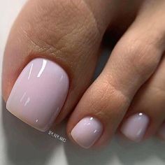 Trending Pedicure, Pedicure Trends, Toe Art Designs, Fall Toe Nails, Pink Pedicure, Gel Pedicure, Pedicure Ideas, Pedicure Colors, Nagellack Trends