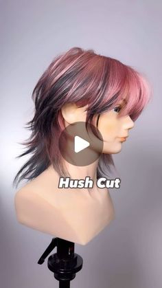 Cool Shaggy Haircuts, Female Wolfcut Hairstyle, Messy Short Haircut For Women, Hush Haircut Medium Length, Wolf Cut Shaggy Hair, Diy Short Wolfcut, Mullet Hairstyle Women Fine Hair, Long Razor Layered Hair, Hushcut Medium Hair