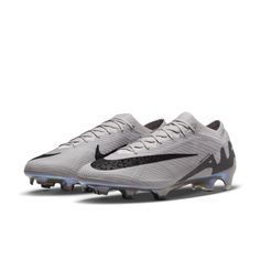 the nike vapor soccer shoe in white and black