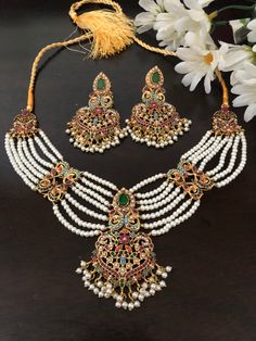 Hyderabadi Gold Jewelry, Hyderabadi Jadavi Set, Pakistani Gold Jewellery Design Necklace Set, Pakistani Gold Necklace Designs, Etsy Indian Jewelry, Rampuri Jewellery Set, Pakistani Jewellery Design, Hyderabadi Jewelry Choker, Heavy Jewellery Designs