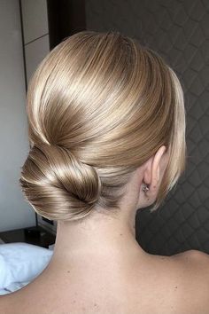 Hairstyles Trending, Low Bun, Bridal Hair And Makeup, Wedding Hair And Makeup