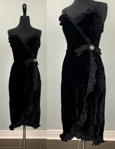 "B E S T  F I T  Suggested Size: 0/2  Please check measurements below to ensure the best possible fit.    D  E  S  C  R I  P  T  I  O  N    *Black velvet wrap cocktail dress  *Ruffle detail along edges  *Black ribbon bow at left side hip  *V-neckline  *Spaghetti straps  *There is no stretch to the fabric  *Wrap construction  *Boning in bodice  *Snap, fastener, and hook & eye at waistline  *Below the knee length  *1980s era   D  E  T  A  I  L  S    * Fabric: No label - Velvet  * Care: No label - Formal Alternative Outfit, Insane Fashion, 80s Cocktail Dress, Velvet Pencil Dress, Party Fits, School Dances, Alternative Outfits, Goth Outfits, Gothic Style