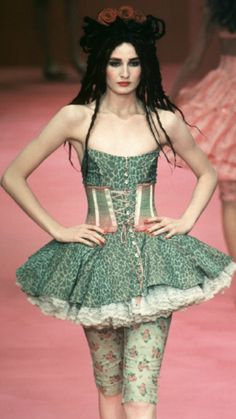 Betsey Johnson Runway, Vintage Runway, Punk Dress, Vintage Betsey Johnson, Runway Dresses, Dressy Dresses, Fashion Catalogue, Couture Runway, School Fashion