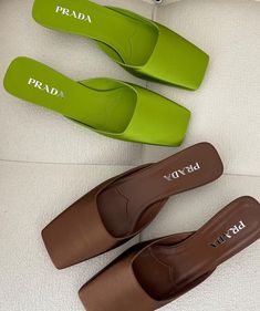 Prada Heels, Shoes Heels Classy, Girls Heels, Heels Classy, Womenswear Fashion, Fashion Heels, Prada Shoes