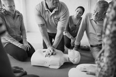 Basic Life Support Training, Learn Cpr, First Aid Training, Cardiopulmonary Resuscitation, Basic Life Support, First Aid Course, Cpr Training, Film Photography Tips, Medical Training