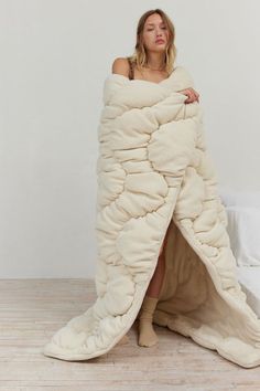 Gwendolyn Fleece Puffy Throw Blanket Puffy Quilt, Dream Dorm, Woven Blankets, Pinterest Contest, Uo Home, Comfort Gifts, Branded Content, Back To College, Cozy Gift