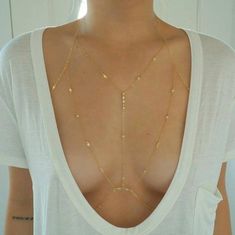 Full Body Chain, Jóias Body Chains, Floating Diamond Necklace, Real Diamond Necklace, Gold Body Chain, Dainty Diamond Necklace, Gold Bodies, Foto Tips, Solitaire Necklaces