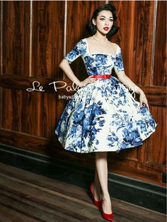 Toile Dress Outfit, Floral Aline Dress, Mode Rockabilly, Pin Up Dresses, Blue And White Porcelain, Aline Dress