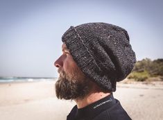 Handmade knitted men's wool winter beanie. This beanie has a wide double foldable brim to keep your ears warm and  the wind out, it's soft warm and cozy sure to keep you warm all winter. It has no back seam, it's seamless, getting that perfect knitted look all around. Knitted in a smoke free and pet free home. Size: Adult-LargeColour: Speckled blackMaterials: 85% Wool, 10% Acrylic, 5% Viscose.Caring instructions: Hand wash, dry flat in shade. Mens Modern Fashion, Winter Hat Crochet Pattern, Beanie Pattern Free, Crochet Beanie Pattern Free, Crochet Slouchy Hat, Women Beanie, Handmade Beanies, Simple Fall Outfits, Wool Hat Knit