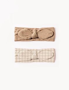 Add a sweet touch to your little one's outfit with these ultra-soft, cotton tie headbands. Ideal for babies, children, and newborns, these headbands are not just cute but oh so comfortable! Material: 95% cotton + 5% elastane Shipping & Taxes: Shipping costs and taxes are calculated at checkout. Bow Hairband, Tie Headband, Top Baby Products, Playsuit Romper, Swim Accessories, Hair Band, Set Dress, 12 Months, Baby Gifts