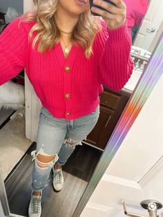 Hot Pink Cardigan Outfit, Pink Sweatshirt Outfit, Pink Cardigan Outfit, Magenta Cardigan, Hot Pink Sweatshirt, Hot Pink Cardigan, Light Pink Cardigan, Hot Pink Sweater, Outfit Mujer