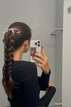 Bow Hairstyle, Ribbon Hairstyle, Hair Ribbons, Slicked Back Hair, Hair Stylies, Work Hairstyles, Hair Stylist Life, Sleek Hairstyles, Easy Hairstyles For Long Hair