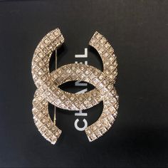 The Brooch Is Brand New, Sold Out Nearly Everywhere. This 2020 Limited Edition Is Brand New And Never Worn. It’s Gorgeous And Timeless! Channel Brooch, Braided Mohawk, Sophie's Choice, Cc Brooch, Chanel Lover, Brooch Corsage, Chanel #1, Chanel Brooch, Mohawk Hairstyles