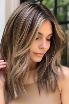 Hair Brown Highlights Blonde, Highlights Brown Hair Grey Coverage, Adding Blonde To Brown Hair, Pramenovi Brown Hair, Hair Color For Light Brown Hair, Brown Hair Highlights Blonde, Short Hair Blonde Highlights Brunettes, Highlights For Teens With Brown Hair, Beige Highlights On Brown Hair