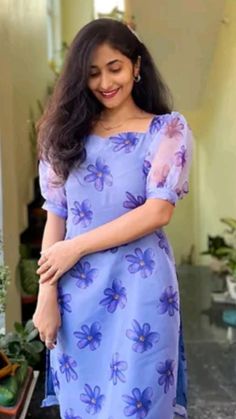 Kurti Designs Cotton, Organza Kurti Designs Latest, Organza Kurti Designs, Latest Kurti Designs, Organza Kurti, Latest Kurtis, Dress Designs For Stitching, Kurti Sleeves, Simple Kurti