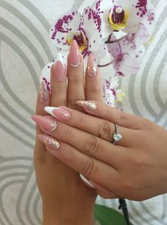 Golden Nails, Almond Acrylic Nails, Uñas Acrilicas, Glam Nails, Bling Nails