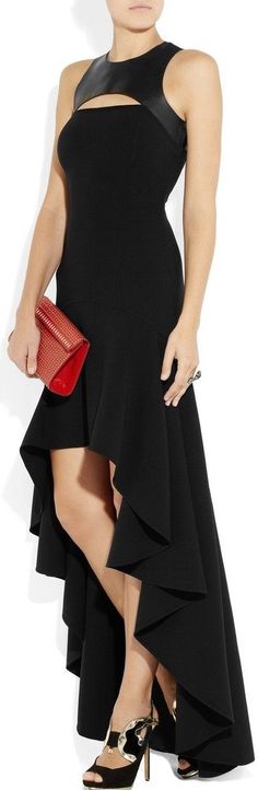 Michael Kors Stretch-wool crepe and leather harness gown ♥✤ | Keep the Glamour | BeStayBeautiful Model Street Style, Milan Fashion Weeks, Leather Harness, Work Outfits Women, Street Style Women, Couture Fashion, Teen Fashion, Look Fashion