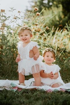 Twins One Year Photoshoot, Twin One Year Photoshoot, Twin Birthday Photoshoot, Twin 1 Year Photoshoot, Baby Cousins Photoshoot, Twin 1st Birthday Photoshoot, Boho Baby Photoshoot, 1 Year Twins Photo Shoot, Twin First Birthday Photoshoot