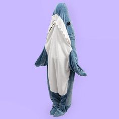 This cute shark blanket is made of soft, cozy fleece to keep you warm and comfy. While wearing this shark onesie, not only will you look cool, you'll also be sure to get a few laughs with its fun design! • S: Height 110-140cm/ 3.60*4.59 ft• M: Height 140-160cm/ 4.59*5.24 ft• L: Height 160-175cm/ 5.24*5.74 ft• XL: Height 175-190cm/ 5.74*6.23 ftMaterial: Fleece Shark Onesie, Shark Blanket, Shark Blankets, Funny Shark, Sharks Funny, Artsy Outfit, Cute Shark, Fun Design, Grunge Fashion