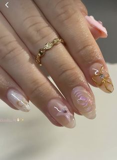 Cute Nail Acrylic, Buchifresa Nails, Nail Short Acrylic, Nail Short Almond, Nail Design Black, Nail Design Gold, Black Nail Design, Nail Silver, Aura Nail