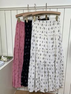 TAVIMART - Print Floral Summer Pleated Skirt Women Mori Girl Style Casual High Waisted Ruffle Midi Long Skirts falda plisada Summer Pleated Skirt, Bodycon Outfits, Mori Girl Fashion, Modest Summer Outfits, Iconic Dresses, Dress Women Elegant, Long Skirts, Mori Girl, Skirt Women