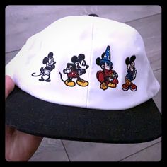 Disney Vans Mickey Mouse Birthday Hat. Flat Bill, More Like A Snapback Style. Adjustable Back Strap. Never Worn. Please Make Me An Offer! Disney Vans, Van Accessories, Vans White, Mouse Birthday, Mickey Mouse Birthday, Birthday Hat, Womens Vans, Back Strap, 2nd Birthday