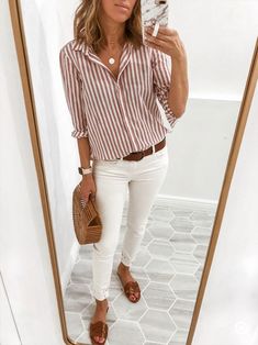 Spring Outfit Women, White Jeans Outfit, Clothing Blogs, Summer Work Outfits, Outfit Trends, Summer Styles