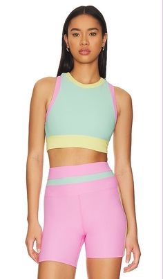 Dance Clothes Practice, Gym Fits, Beach Riot, Gym Clothes, Sleeveless Tops, Woman Beach, Dance Workout, Sport Girl, Dance Outfits