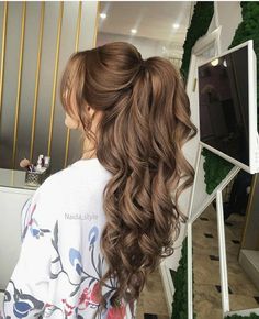 Hairstyles Prom, Short Homecoming Hair, Quince Hairstyles, Shoulder Hair, Prom Hairstyles For Long Hair, Hair Bridesmaid, Bridesmaid Hair Down, Wedding Hair Inspiration