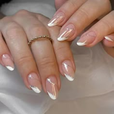 Lianfudai 24Pcs Simple Almond Fake Nail with Aurora French Design Fals Extra Short Gel X Nails Almond, Oval French Tip Nails With Design, Oval French Nails, Medium Length Almond Nails, Artificial Nails Designs, French Almond, Oval Nails Designs, Cover Nails, Prom Nail