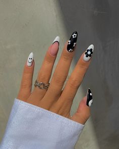 Monochrome Nails, Black And White Nail, Shein Clothing, Colorful Nails, White Nail, June 2022, Top 40, Beauty Nail