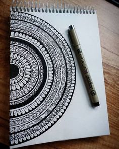 A Mandala circle with pen sketching Mandala Sketch, Mandala Book, Tattoos Mandala, Mandala Wallpaper, Design Mandala