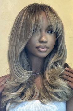 Chocolate Brown Hair With Blonde Bangs, Winter Weave Hairstyles Black Women, Black Women Hairstyles Blonde, Long Blonde Bob Black Women, Cute Low Maintenance Hairstyles, Ash Brown Wig Black Women, Balayage Hair Blonde With Bangs, Dusty Blonde Hair On Black Women, Hairstyles With Clips 90s