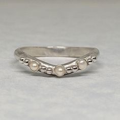 Pearl Curved Band in Sterling Silver Subtle Engagement Rings Silver, Mother Of Pearl Rings, Silver Pearl Engagement Ring, Pearl Wedding Ring Silver, Pearl Engagement Ring Silver, Vintage Silver Engagement Rings, Vintage Pearl Rings, Pearl Wedding Band, Wedding Rings Pearl